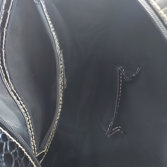 Apt. 9 Black Faux Crocodile Purse - Picture 9 of 10